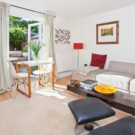 Walking Distance To Racecourse And City Centre 요크 외부 사진