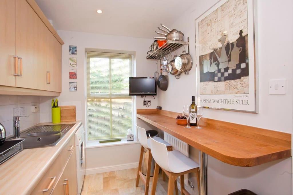 Walking Distance To Racecourse And City Centre 요크 외부 사진