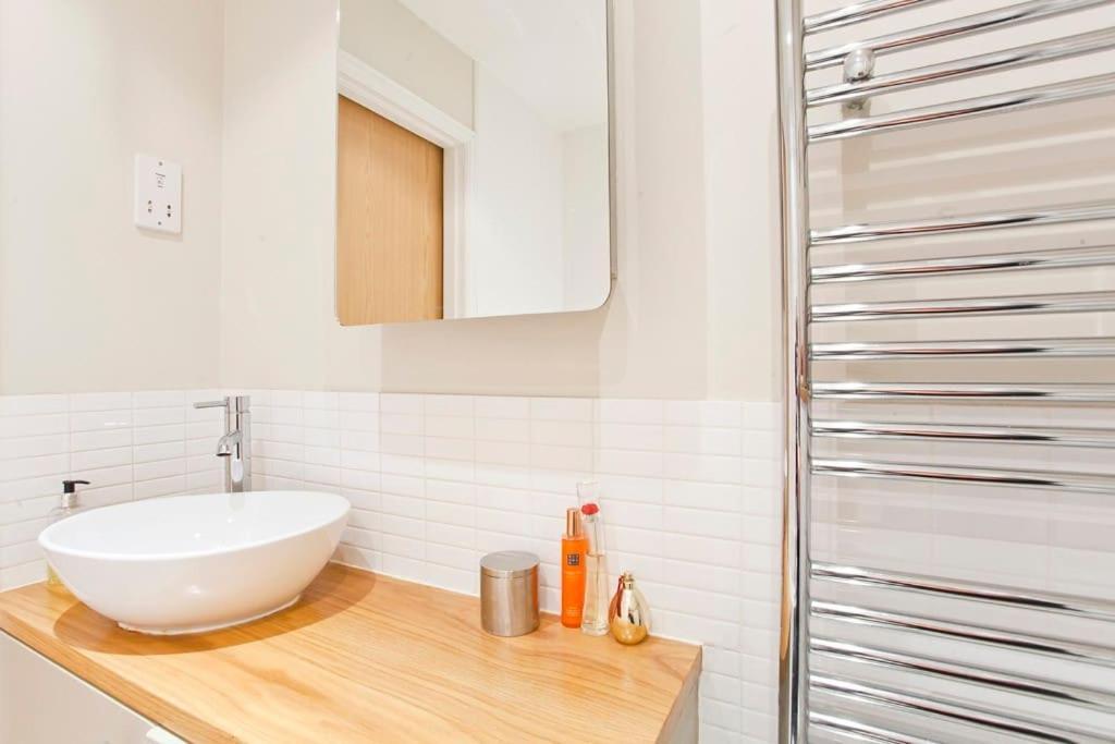Walking Distance To Racecourse And City Centre 요크 외부 사진