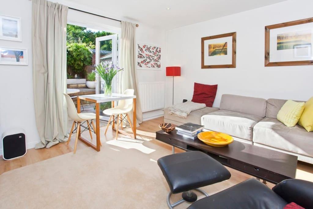 Walking Distance To Racecourse And City Centre 요크 외부 사진